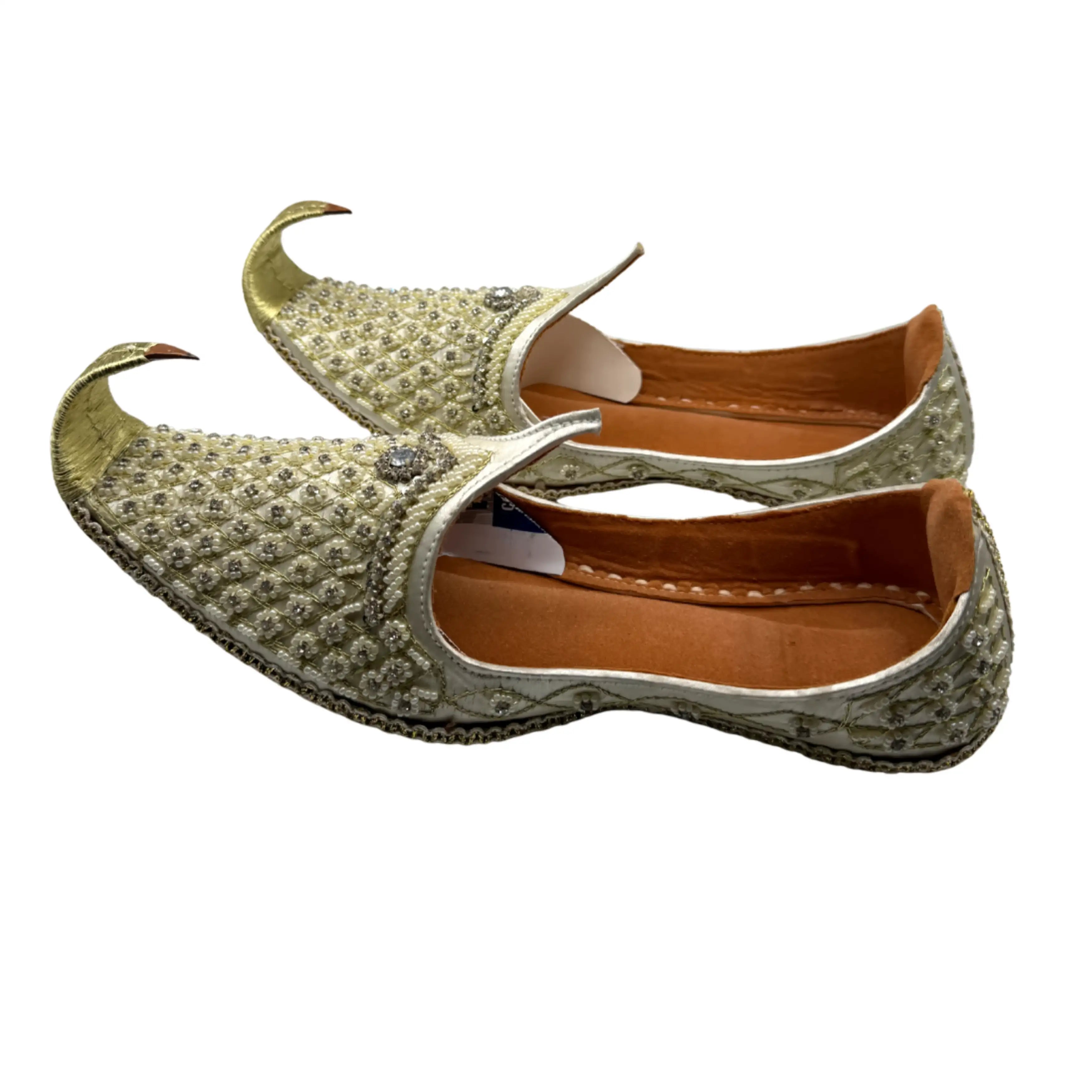 Indian Beak Shoes - Oriental Khussa In Cream