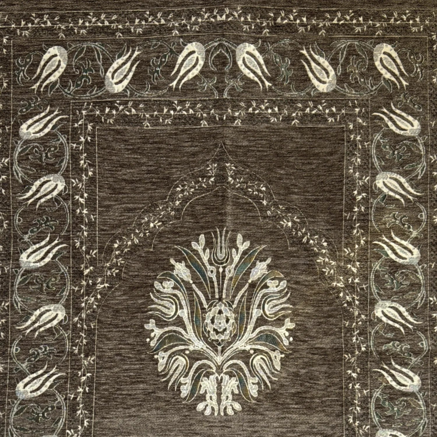 Gebetsteppich Seccade mit Mihrab in Taupebraun – Duft von Oriental - Style | oriental - style.de