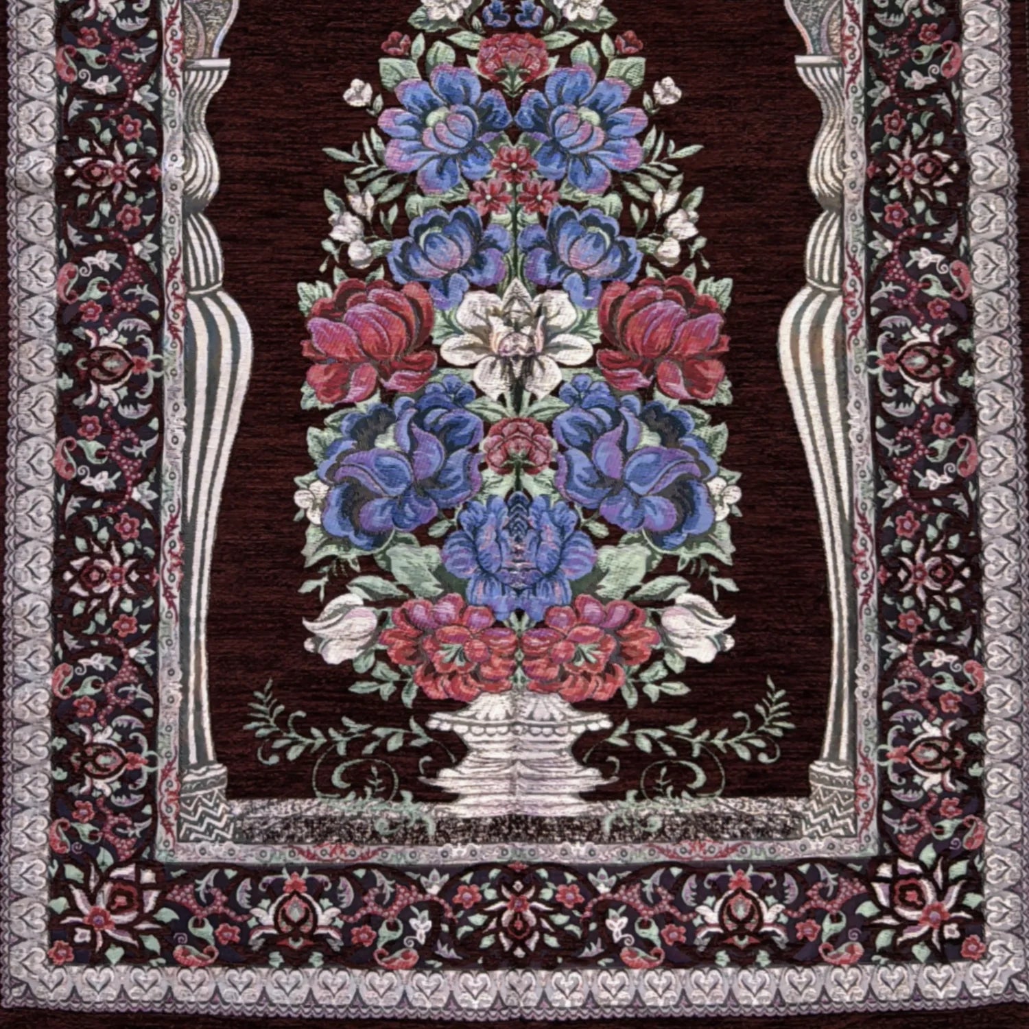 Gebetsteppich Luxus Seccade – Dunkelbordeaux – Duft von Oriental - Style | oriental - style.de