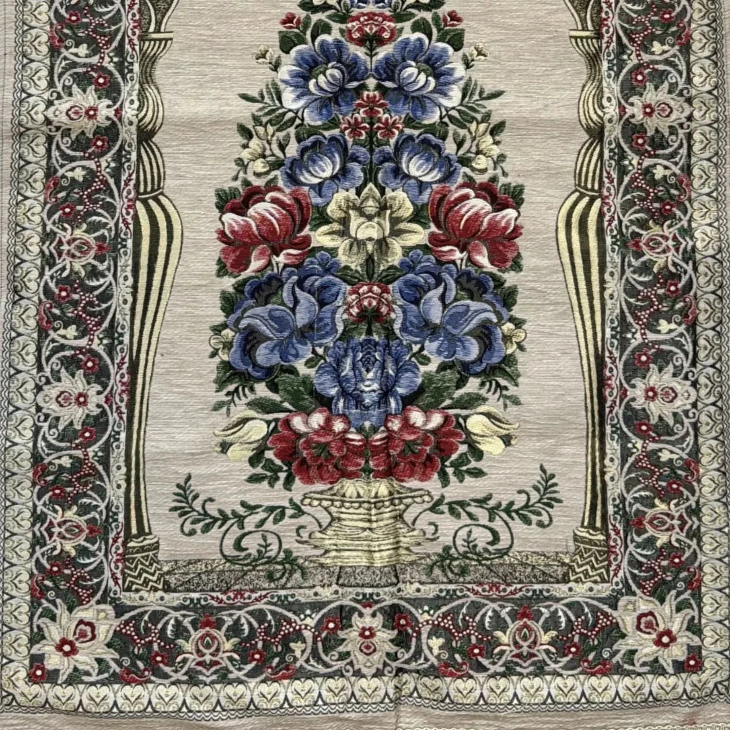 Gebetsteppich Luxus Seccade – Champagnerbeige – Duft von Oriental - Style | oriental - style.de